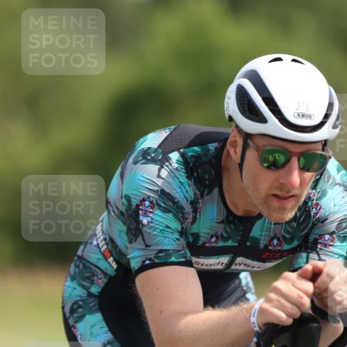 22.06.2025 - Viking Triathlon Yannick Fuchs http://msf.ph/oto/8105779 22.06.2025 11:30:10 Radfahren 288, 336, 376, 638, 651 meine-sportfotos.de
