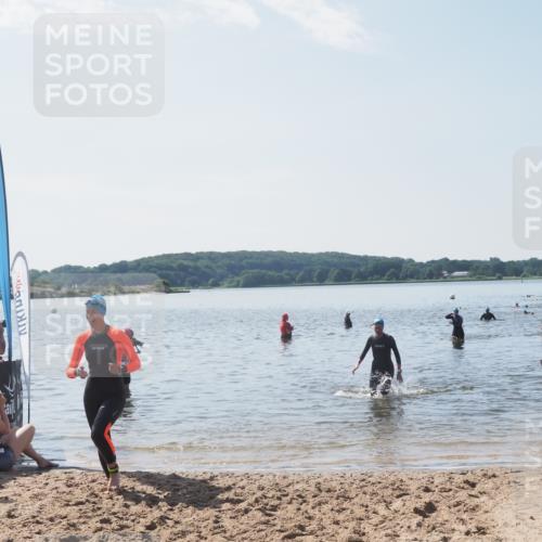 22.06.2025 - Viking Triathlon MichiJ http://msf.ph/oto/8105783 22.06.2025 10:51:15 Schwimmen 436, 477, 484 meine-sportfotos.de