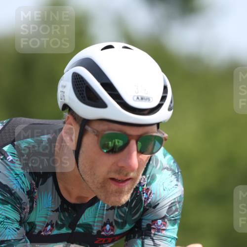 22.06.2025 - Viking Triathlon Yannick Fuchs http://msf.ph/oto/8105784 22.06.2025 11:30:10 Radfahren 288, 336, 376, 638, 651 meine-sportfotos.de