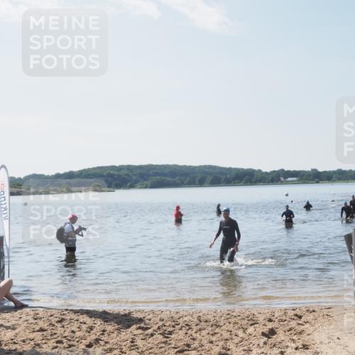 22.06.2025 - Viking Triathlon MichiJ http://msf.ph/oto/8105787 22.06.2025 10:51:16 Schwimmen 436, 477, 484 meine-sportfotos.de