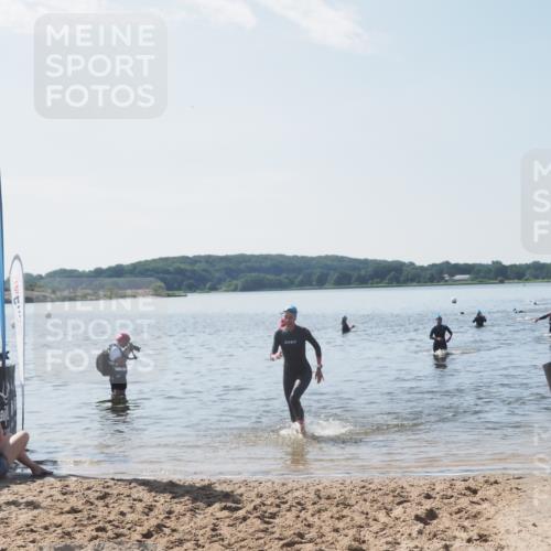 22.06.2025 - Viking Triathlon MichiJ http://msf.ph/oto/8105838 22.06.2025 10:51:18 Schwimmen 436, 477 meine-sportfotos.de