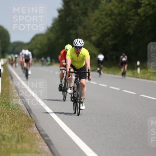22.06.2025 - Viking Triathlon Yannick Fuchs http://msf.ph/oto/8105850 22.06.2025 12:11:05 Radfahren 107, 189, 292, 618, 643, 658 meine-sportfotos.de