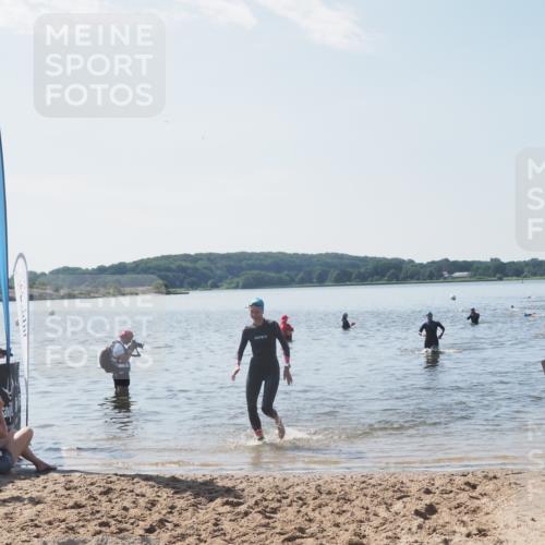 22.06.2025 - Viking Triathlon MichiJ http://msf.ph/oto/8105863 22.06.2025 10:51:19 Schwimmen 436, 477 meine-sportfotos.de