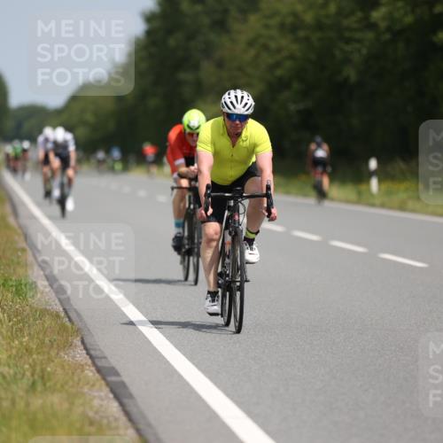 22.06.2025 - Viking Triathlon Yannick Fuchs http://msf.ph/oto/8105867 22.06.2025 12:11:05 Radfahren 107, 189, 292, 618, 643, 658 meine-sportfotos.de