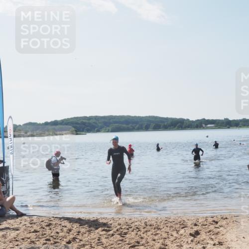 22.06.2025 - Viking Triathlon MichiJ http://msf.ph/oto/8105869 22.06.2025 10:51:19 Schwimmen 436, 477 meine-sportfotos.de
