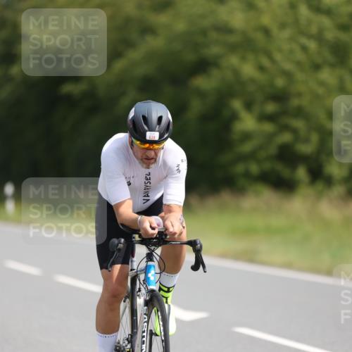 22.06.2025 - Viking Triathlon Yannick Fuchs http://msf.ph/oto/8105945 22.06.2025 11:30:17 Radfahren 99, 275, 288, 324, 336, 505, 530, 638, 655, 657 meine-sportfotos.de