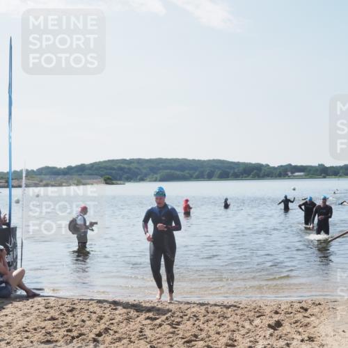 22.06.2025 - Viking Triathlon MichiJ http://msf.ph/oto/8105949 22.06.2025 10:51:31 Schwimmen 292, 422, 477 meine-sportfotos.de