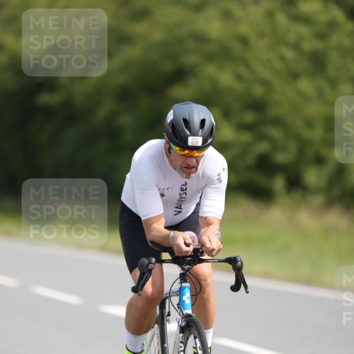 22.06.2025 - Viking Triathlon Yannick Fuchs http://msf.ph/oto/8105951 22.06.2025 11:30:17 Radfahren 99, 275, 288, 324, 336, 505, 530, 638, 655, 657 meine-sportfotos.de