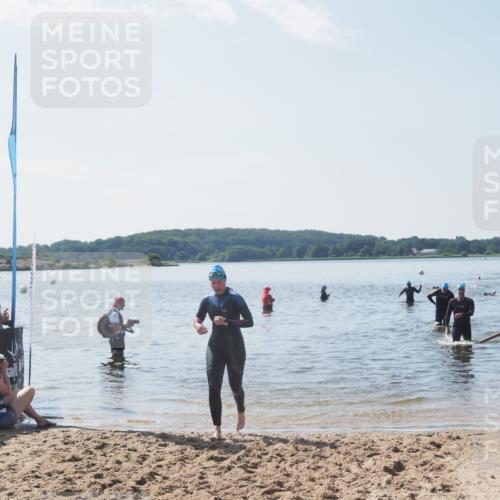 22.06.2025 - Viking Triathlon MichiJ http://msf.ph/oto/8105956 22.06.2025 10:51:31 Schwimmen 292, 422, 477 meine-sportfotos.de