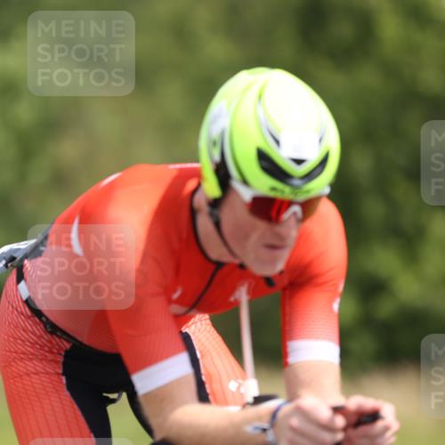22.06.2025 - Viking Triathlon Yannick Fuchs http://msf.ph/oto/8105957 22.06.2025 12:11:08 Radfahren 107, 618, 643, 658 meine-sportfotos.de