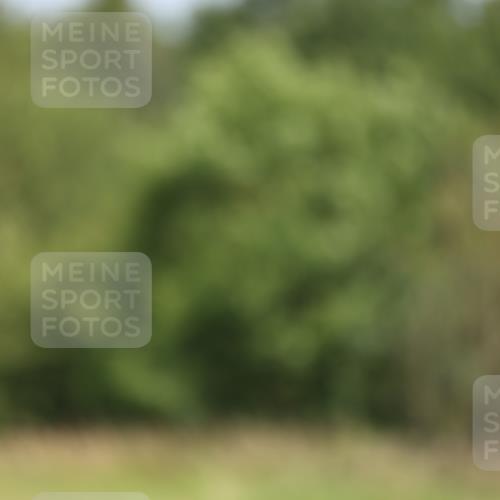 22.06.2025 - Viking Triathlon Yannick Fuchs http://msf.ph/oto/8105965 22.06.2025 12:11:09 Radfahren 107, 618, 643, 658 meine-sportfotos.de