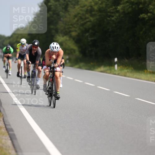 22.06.2025 - Viking Triathlon Yannick Fuchs http://msf.ph/oto/8106003 22.06.2025 11:30:19 Radfahren 99, 275, 288, 324, 336, 505, 530, 638, 655, 657 meine-sportfotos.de