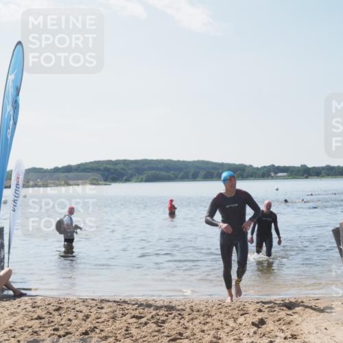 22.06.2025 - Viking Triathlon MichiJ http://msf.ph/oto/8106019 22.06.2025 10:51:41 Schwimmen 292, 422 meine-sportfotos.de