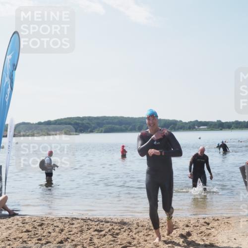 22.06.2025 - Viking Triathlon MichiJ http://msf.ph/oto/8106075 22.06.2025 10:51:42 Schwimmen 292, 422 meine-sportfotos.de