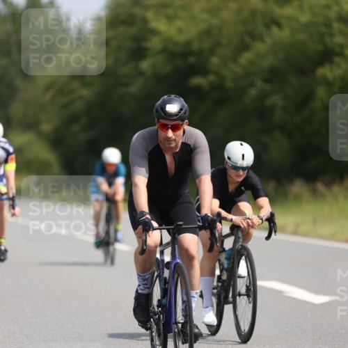 22.06.2025 - Viking Triathlon Yannick Fuchs http://msf.ph/oto/8106092 22.06.2025 11:30:21 Radfahren 99, 268, 275, 288, 324, 505, 530, 638, 655, 657 meine-sportfotos.de