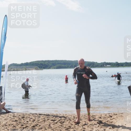 22.06.2025 - Viking Triathlon MichiJ http://msf.ph/oto/8106093 22.06.2025 10:51:48 Schwimmen 292 meine-sportfotos.de