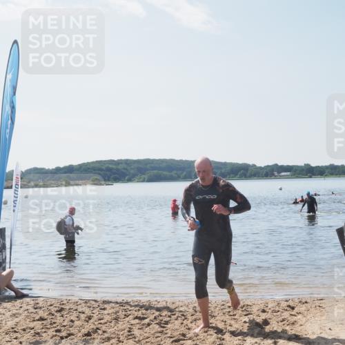 22.06.2025 - Viking Triathlon MichiJ http://msf.ph/oto/8106104 22.06.2025 10:51:48 Schwimmen 292 meine-sportfotos.de