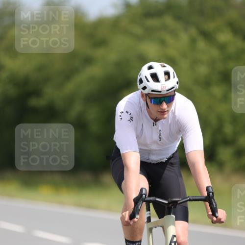 22.06.2025 - Viking Triathlon Yannick Fuchs http://msf.ph/oto/8106105 22.06.2025 12:11:14 Radfahren 206, 529, 603, 643, 658 meine-sportfotos.de