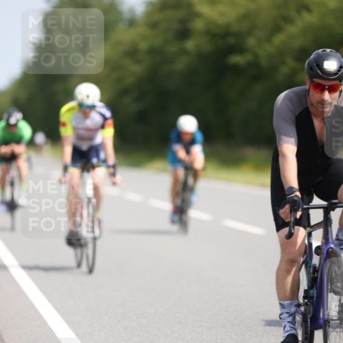 22.06.2025 - Viking Triathlon Yannick Fuchs http://msf.ph/oto/8106114 22.06.2025 11:30:22 Radfahren 99, 268, 275, 288, 324, 505, 530, 655, 657 meine-sportfotos.de
