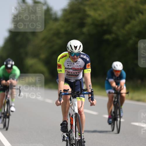 22.06.2025 - Viking Triathlon Yannick Fuchs http://msf.ph/oto/8106138 22.06.2025 11:30:22 Radfahren 99, 268, 275, 288, 324, 505, 530, 655, 657 meine-sportfotos.de