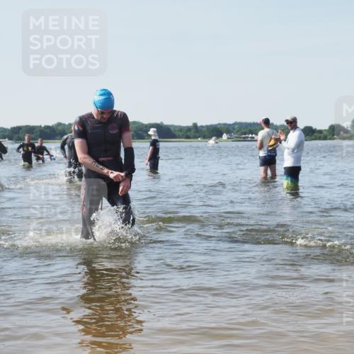 22.06.2025 - Viking Triathlon KatJ http://msf.ph/oto/8106146 22.06.2025 10:37:03 Schwimmen 172, 331, 355, 388, 454, 500, 513 meine-sportfotos.de