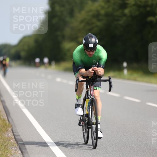 22.06.2025 - Viking Triathlon Yannick Fuchs http://msf.ph/oto/8106172 22.06.2025 11:30:23 Radfahren 99, 268, 275, 324, 505, 530, 655, 657 meine-sportfotos.de