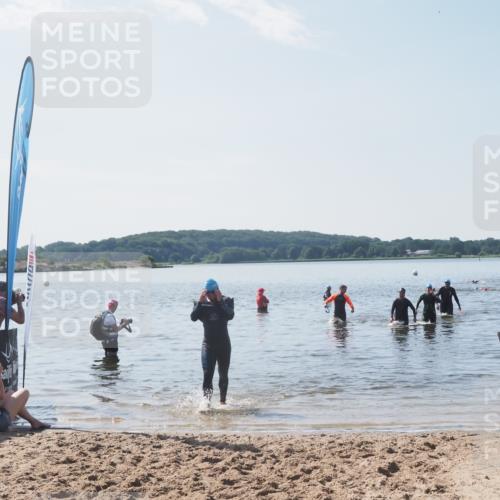 22.06.2025 - Viking Triathlon MichiJ http://msf.ph/oto/8106175 22.06.2025 10:52:12 Schwimmen 116, 136, 481, 542 meine-sportfotos.de