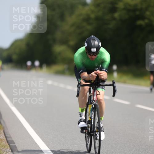 22.06.2025 - Viking Triathlon Yannick Fuchs http://msf.ph/oto/8106179 22.06.2025 11:30:24 Radfahren 99, 246, 268, 275, 324, 505, 530, 636, 655, 657 meine-sportfotos.de