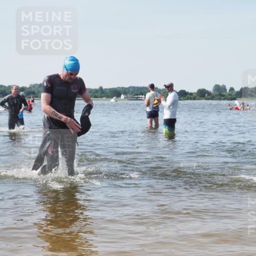 22.06.2025 - Viking Triathlon KatJ http://msf.ph/oto/8106186 22.06.2025 10:37:04 Schwimmen 172, 331, 355, 388, 454, 500, 513, 649 meine-sportfotos.de