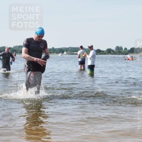 22.06.2025 - Viking Triathlon KatJ http://msf.ph/oto/8106195 22.06.2025 10:37:04 Schwimmen 172, 331, 355, 388, 454, 500, 513, 649 meine-sportfotos.de