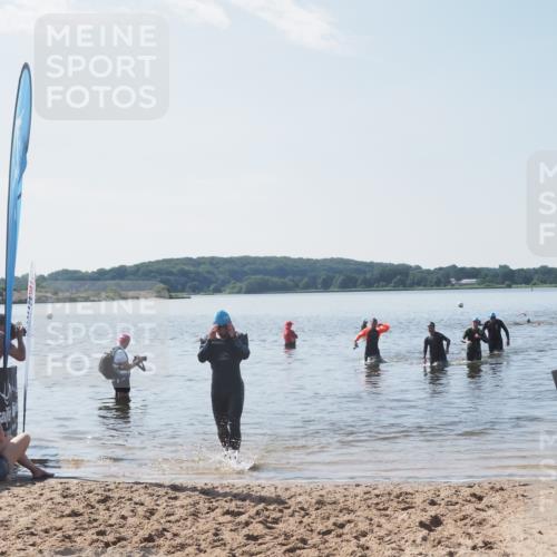 22.06.2025 - Viking Triathlon MichiJ http://msf.ph/oto/8106199 22.06.2025 10:52:12 Schwimmen 116, 136, 481, 542 meine-sportfotos.de