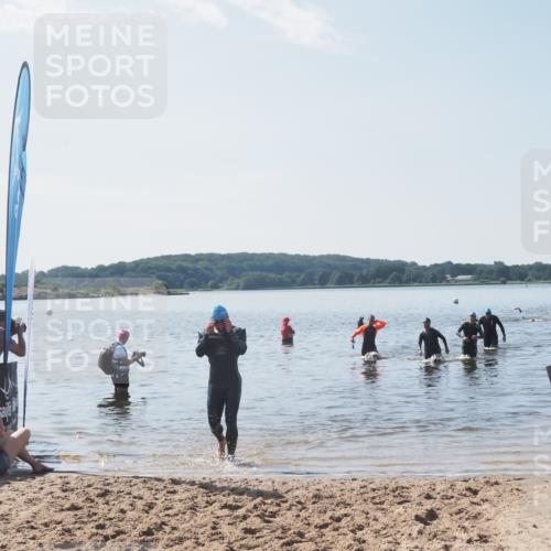 22.06.2025 - Viking Triathlon MichiJ http://msf.ph/oto/8106204 22.06.2025 10:52:12 Schwimmen 116, 136, 481, 542 meine-sportfotos.de
