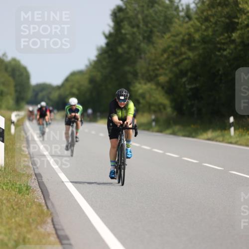 22.06.2025 - Viking Triathlon Yannick Fuchs http://msf.ph/oto/8106221 22.06.2025 11:30:31 Radfahren 41, 99, 246, 268, 636, 649 meine-sportfotos.de