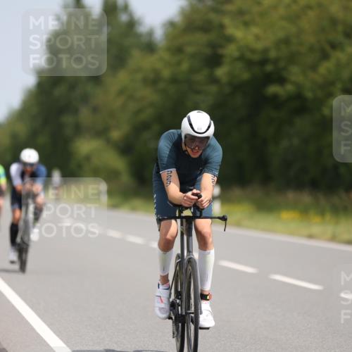 22.06.2025 - Viking Triathlon Yannick Fuchs http://msf.ph/oto/8106235 22.06.2025 12:11:19 Radfahren 114, 204, 206, 490, 529, 603, 623 meine-sportfotos.de