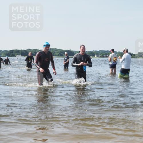 22.06.2025 - Viking Triathlon KatJ http://msf.ph/oto/8106248 22.06.2025 10:37:08 Schwimmen 172, 355, 370, 388, 454, 500, 513, 649 meine-sportfotos.de