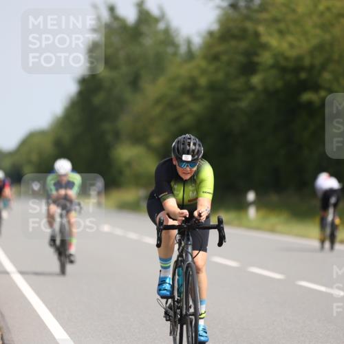 22.06.2025 - Viking Triathlon Yannick Fuchs http://msf.ph/oto/8106273 22.06.2025 11:30:32 Radfahren 41, 246, 268, 381, 636, 649 meine-sportfotos.de
