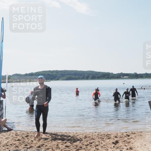 22.06.2025 - Viking Triathlon MichiJ http://msf.ph/oto/8106288 22.06.2025 10:52:15 Schwimmen 116, 136, 481, 490, 542 meine-sportfotos.de