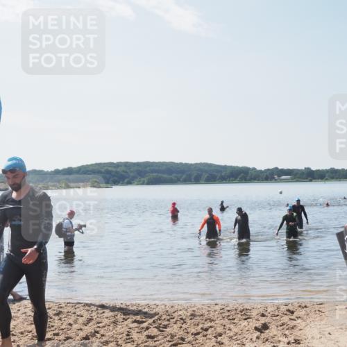 22.06.2025 - Viking Triathlon MichiJ http://msf.ph/oto/8106335 22.06.2025 10:52:17 Schwimmen 116, 136, 481, 490 meine-sportfotos.de