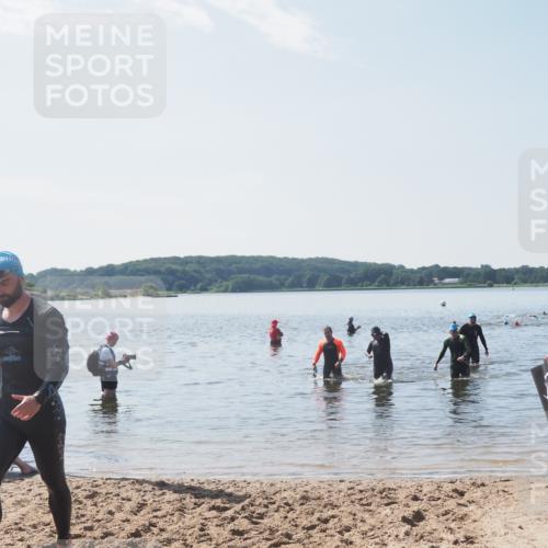 22.06.2025 - Viking Triathlon MichiJ http://msf.ph/oto/8106341 22.06.2025 10:52:17 Schwimmen 116, 136, 481, 490 meine-sportfotos.de