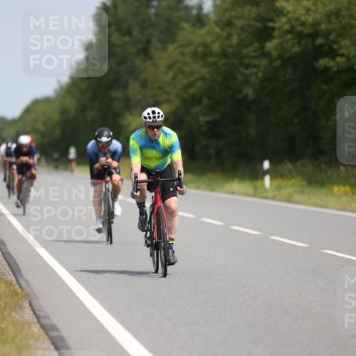 22.06.2025 - Viking Triathlon Yannick Fuchs http://msf.ph/oto/8106378 22.06.2025 12:11:23 Radfahren 114, 204, 206, 235, 389, 490, 521, 529, 603, 623 meine-sportfotos.de