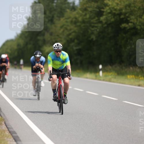 22.06.2025 - Viking Triathlon Yannick Fuchs http://msf.ph/oto/8106389 22.06.2025 12:11:23 Radfahren 114, 204, 206, 235, 389, 490, 521, 529, 603, 623 meine-sportfotos.de