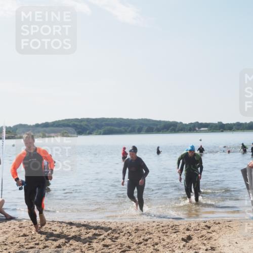 22.06.2025 - Viking Triathlon MichiJ http://msf.ph/oto/8106417 22.06.2025 10:52:28 Schwimmen 116, 136, 481, 490 meine-sportfotos.de