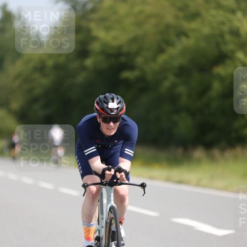 22.06.2025 - Viking Triathlon Yannick Fuchs http://msf.ph/oto/8106456 22.06.2025 11:30:45 Radfahren 79, 194, 381, 408, 604 meine-sportfotos.de