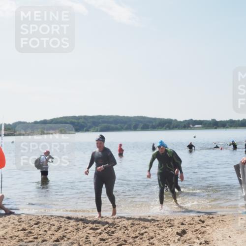 22.06.2025 - Viking Triathlon MichiJ http://msf.ph/oto/8106469 22.06.2025 10:52:29 Schwimmen 116, 136, 481, 490 meine-sportfotos.de