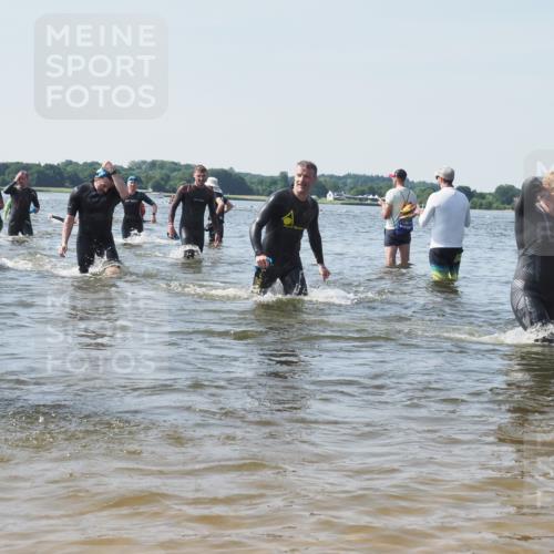 22.06.2025 - Viking Triathlon KatJ http://msf.ph/oto/8106503 22.06.2025 10:37:17 Schwimmen 34, 172, 180, 233, 253, 312, 316, 344, 370, 383, 454, 513, 649 meine-sportfotos.de