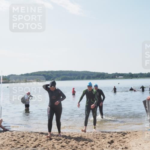 22.06.2025 - Viking Triathlon MichiJ http://msf.ph/oto/8106531 22.06.2025 10:52:29 Schwimmen 116, 136, 481, 490 meine-sportfotos.de