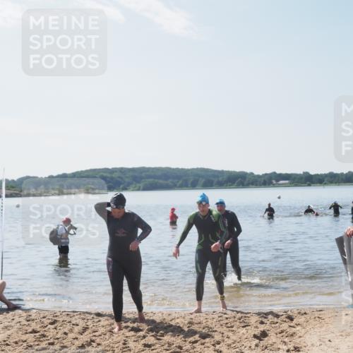 22.06.2025 - Viking Triathlon MichiJ http://msf.ph/oto/8106545 22.06.2025 10:52:30 Schwimmen 116, 136, 481, 490 meine-sportfotos.de