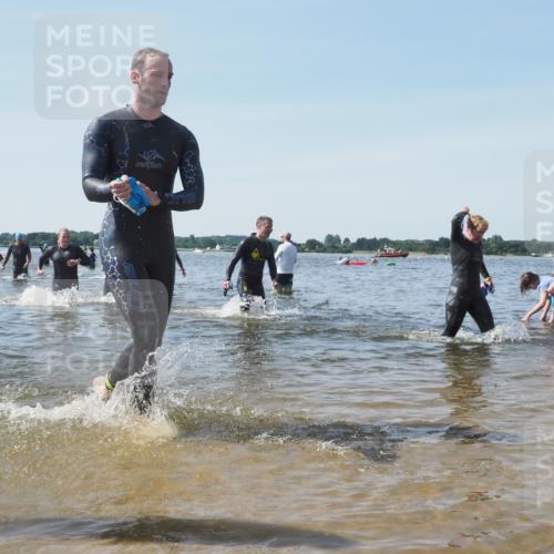 22.06.2025 - Viking Triathlon KatJ http://msf.ph/oto/8106561 22.06.2025 10:37:19 Schwimmen 34, 131, 172, 180, 233, 253, 312, 316, 344, 370, 383, 454, 513, 649 meine-sportfotos.de
