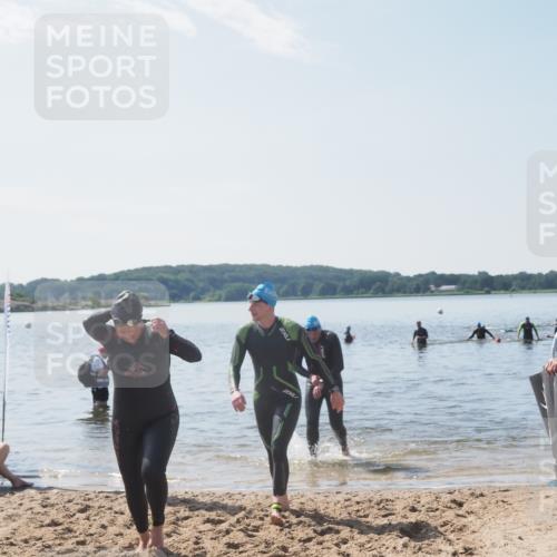22.06.2025 - Viking Triathlon MichiJ http://msf.ph/oto/8106603 22.06.2025 10:52:31 Schwimmen 136, 490 meine-sportfotos.de