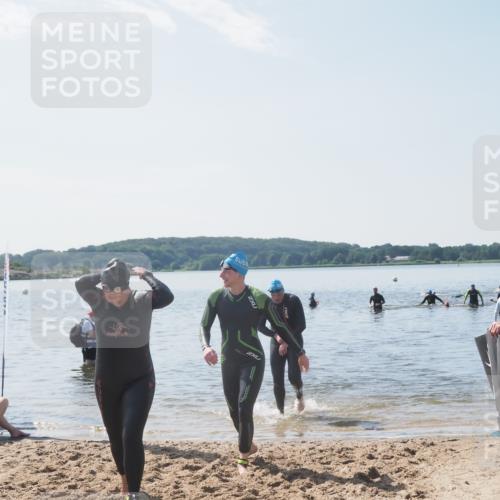 22.06.2025 - Viking Triathlon MichiJ http://msf.ph/oto/8106617 22.06.2025 10:52:31 Schwimmen 136, 490 meine-sportfotos.de